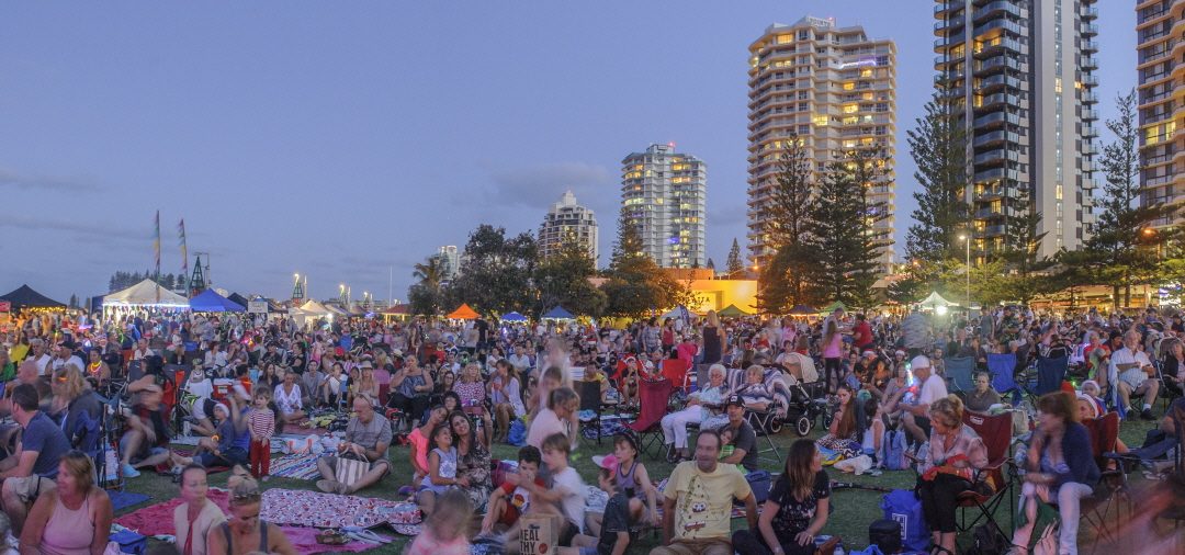 Coolangatta christmas carols 2017