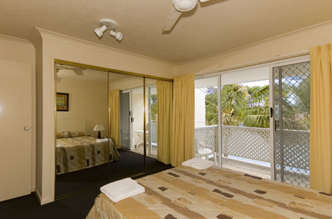 Isle of Palms Resort Accommodation - Master bedroom