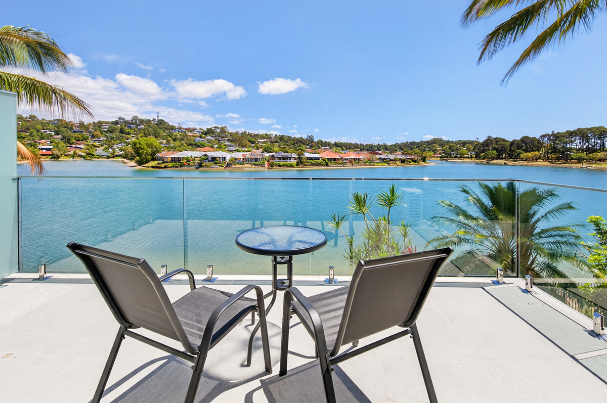 3 Bedroom Waterfront Townhouse