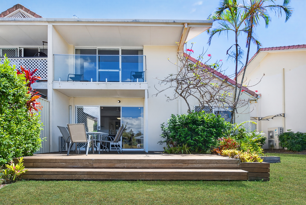 4 Bedroom Waterfront Townhouse