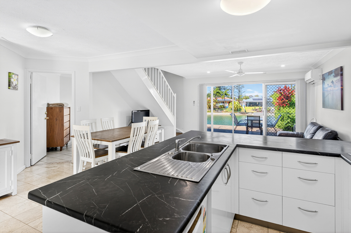 4 Bedroom Waterfront Townhouse